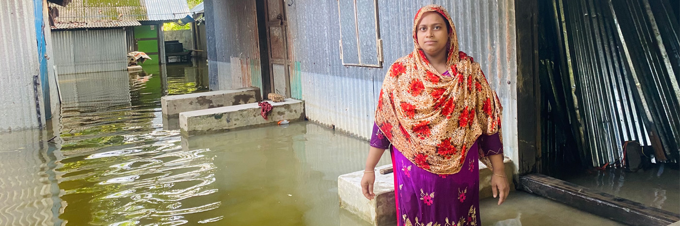 Die Menschen in Bangladesch suchen Schutz vor den Fluten (c)  AWO International_Gana Unnayan Kendra